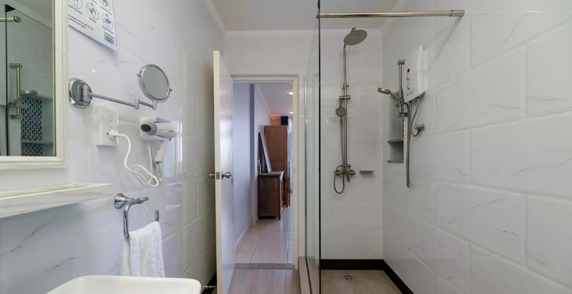 Beau Vallon Studios - Apartments Vacation Rentals Виктория Экстерьер фото